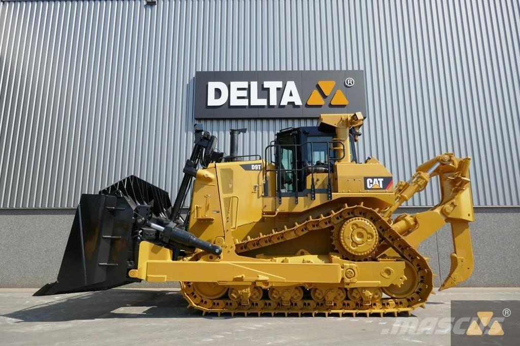 CAT D9T Buldožeri gusjeničari