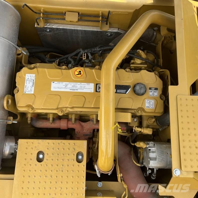 CAT 330D2L Bageri gusjeničari