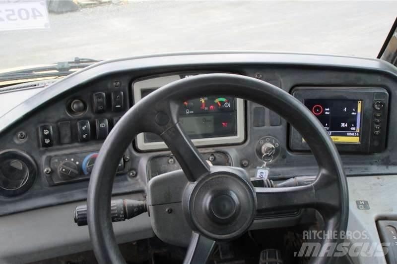 CAT 730C2 Zglobni demperi