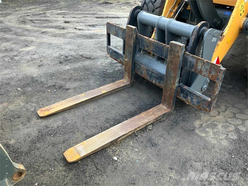 Liebherr L526 Utovarivači na kotačima