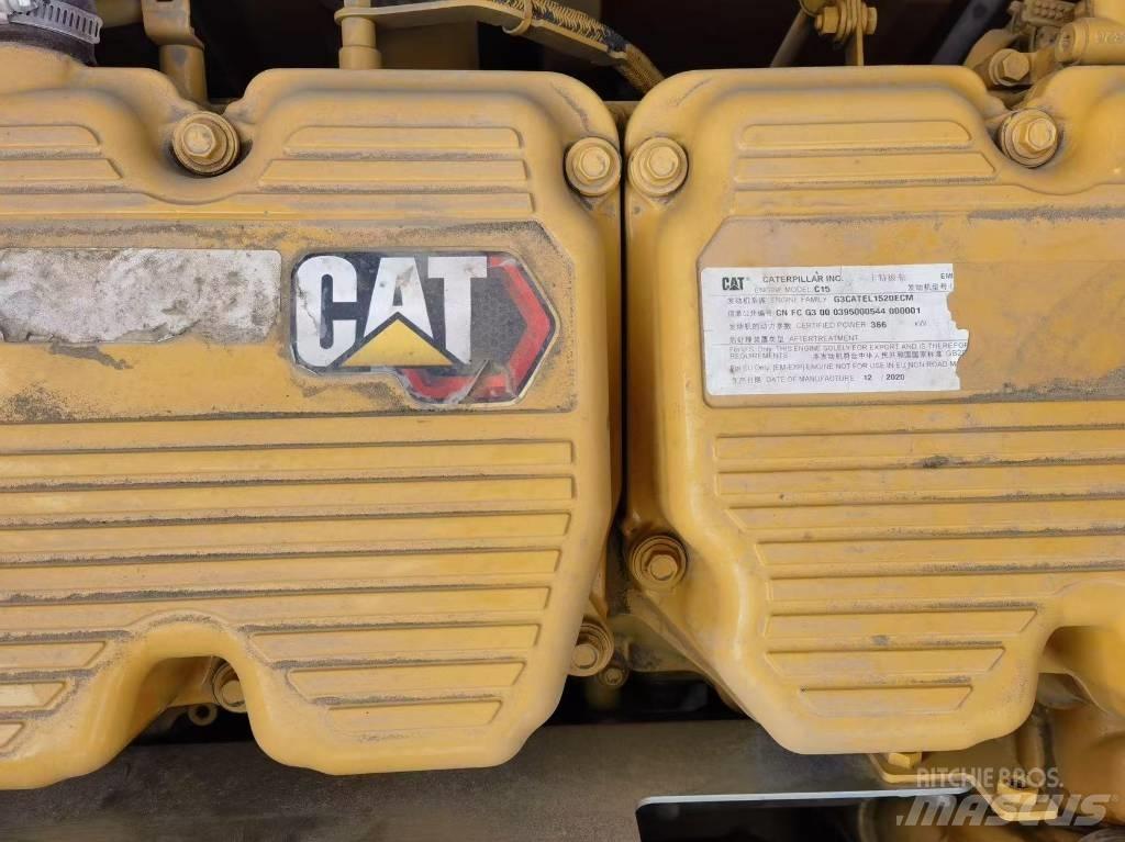 CAT 374 Bageri gusjeničari