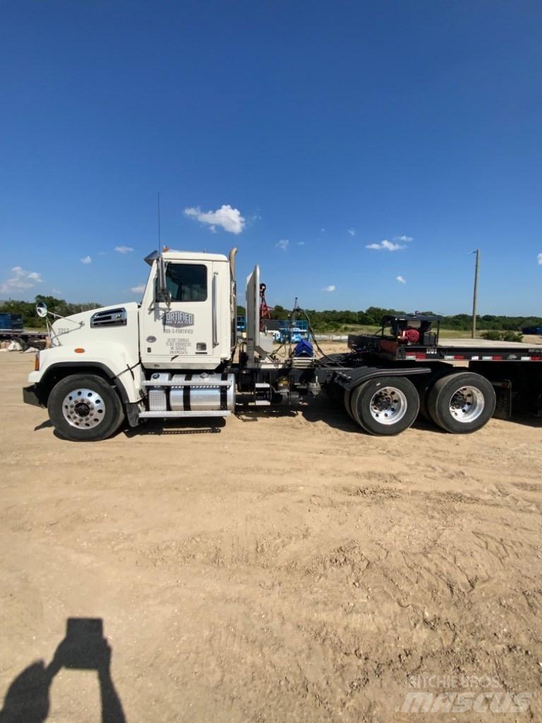 Western Star 4700 Traktorske jedinice