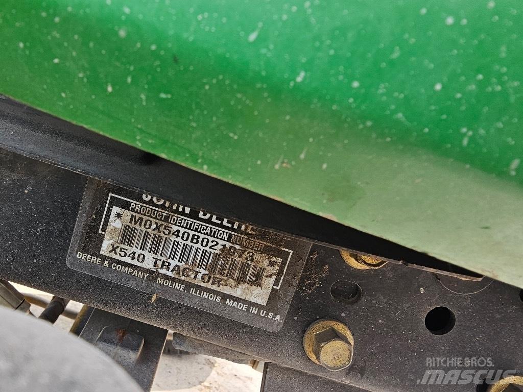 John Deere X 540 Kompaktni (mali) traktori