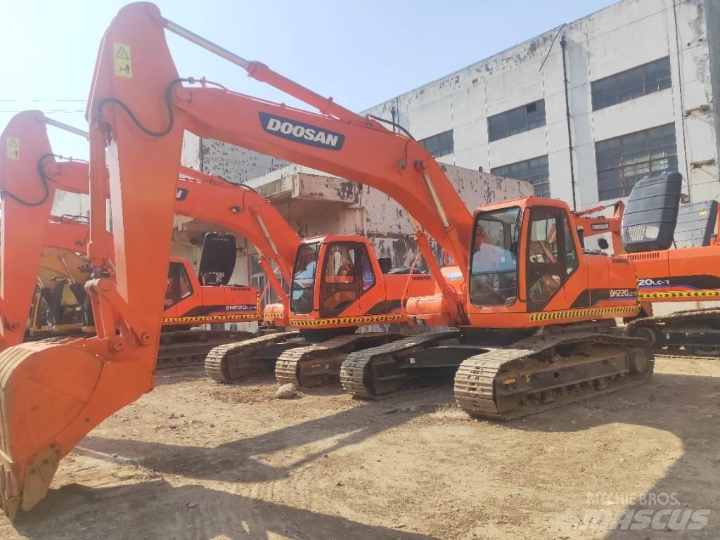 Doosan DH220LC-7 Bageri gusjeničari