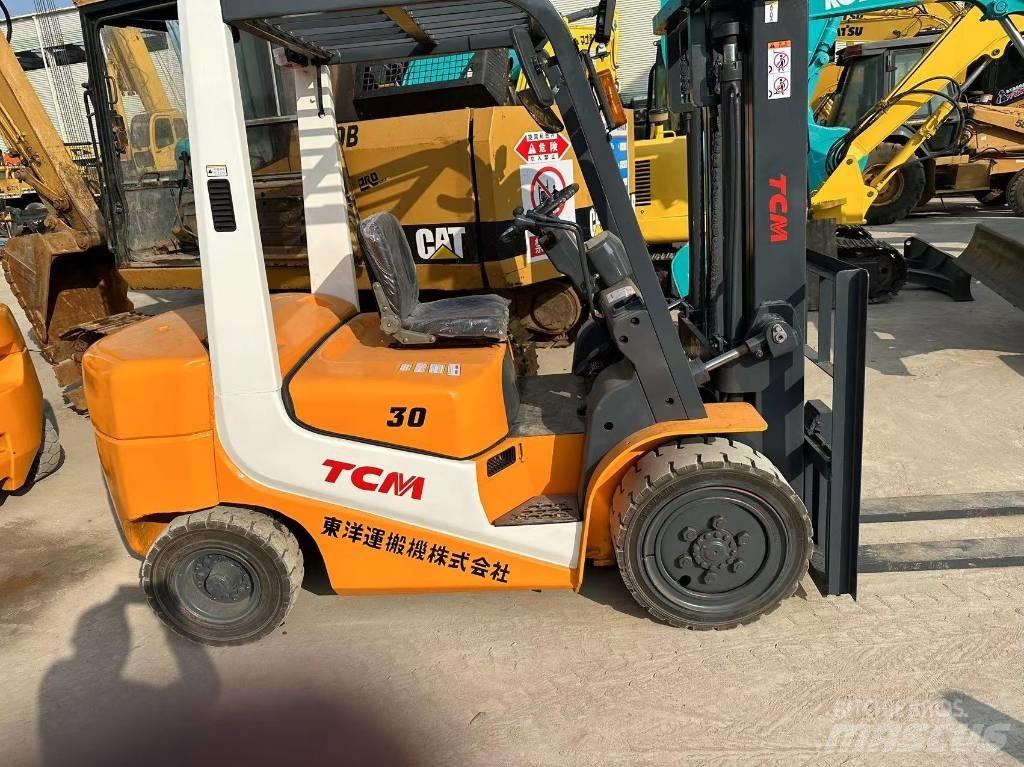 TCM FD30T6 Dizelski viličari