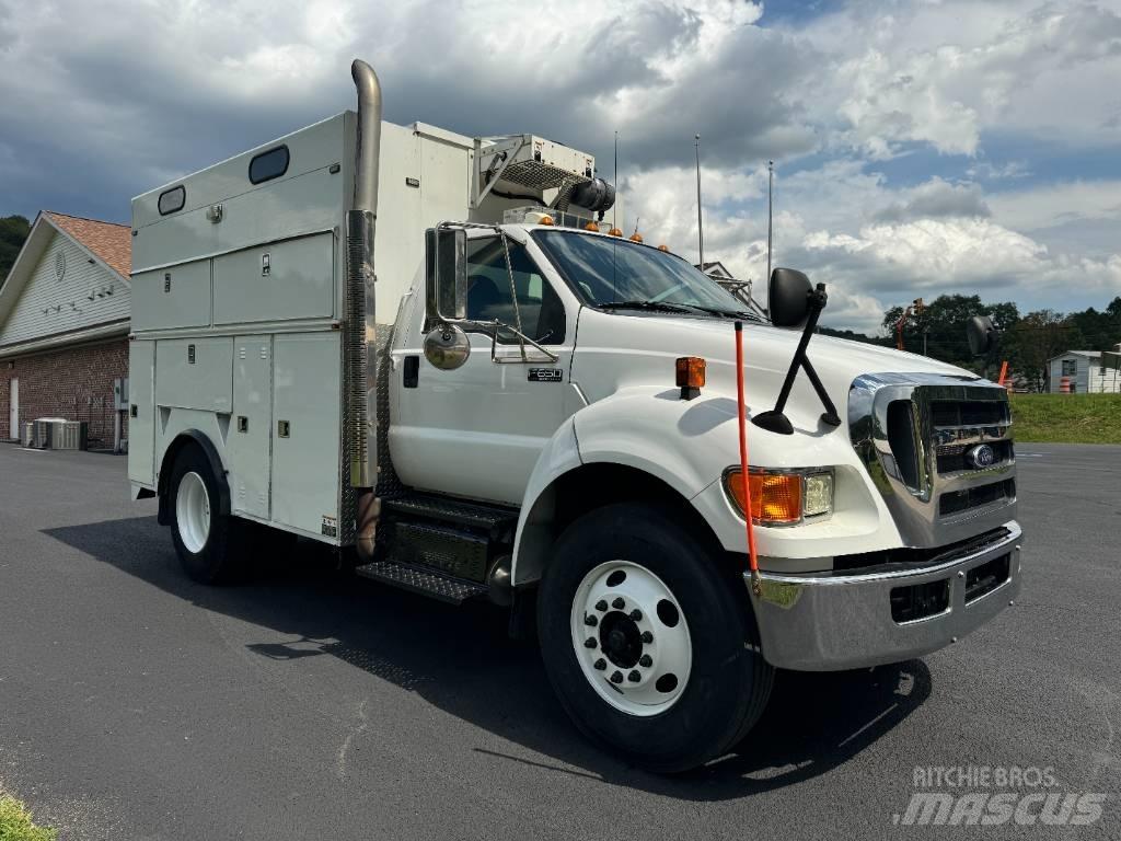 Ford F 650 Kiperi