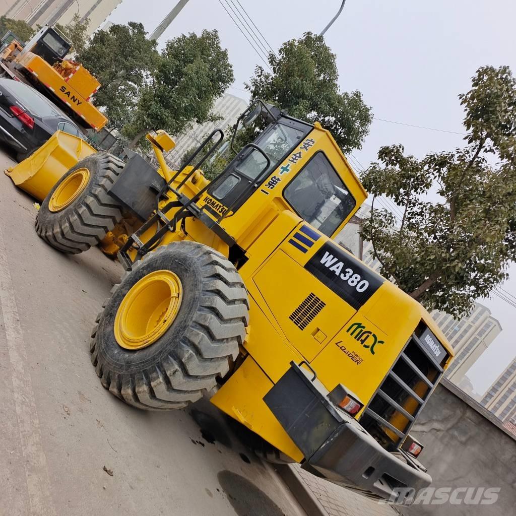 Komatsu WA 380-2 Utovarivači na kotačima