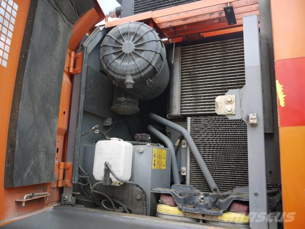 Hitachi ZX 145 W-3 Bageri na kotačima