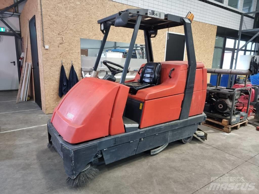 Hako Jonas B1100 Strojevi za metenje