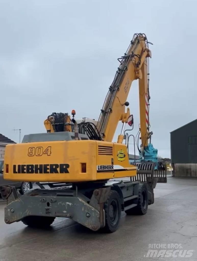 Liebherr A 904 C Bageri za manipuliranje materijalom / otpadom