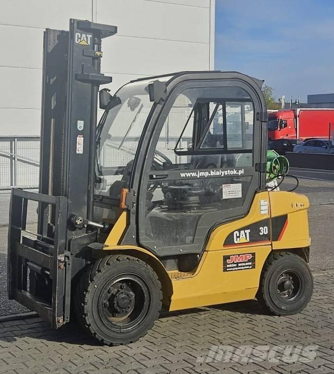 CAT GP 30 N Plinski viličari