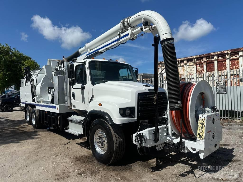 Freightliner 114 SD Kombiji / vakuumski kamioni