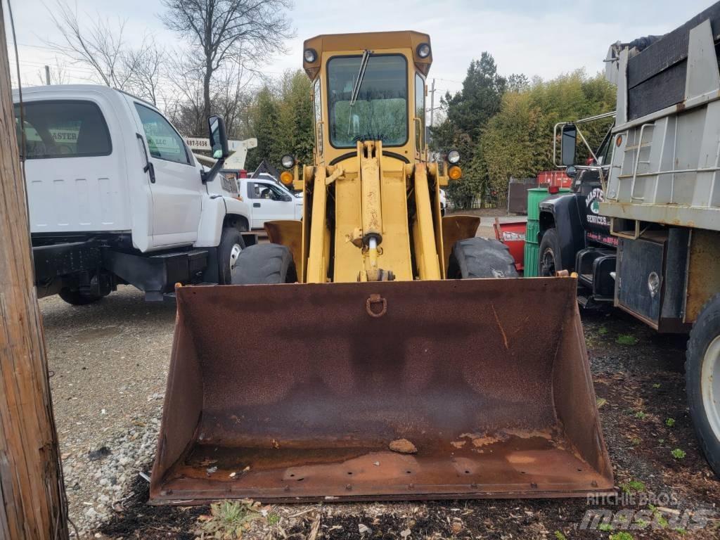 John Deere 444 A Utovarivači na kotačima