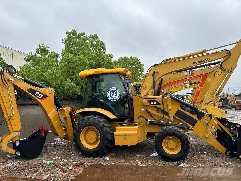 CAT 420 F Utovarni rovokopači