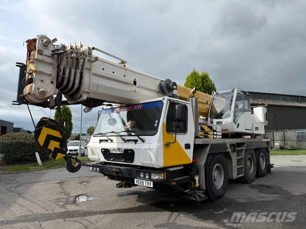 Grove GMK 3055 Rabljene dizalice za težak teren