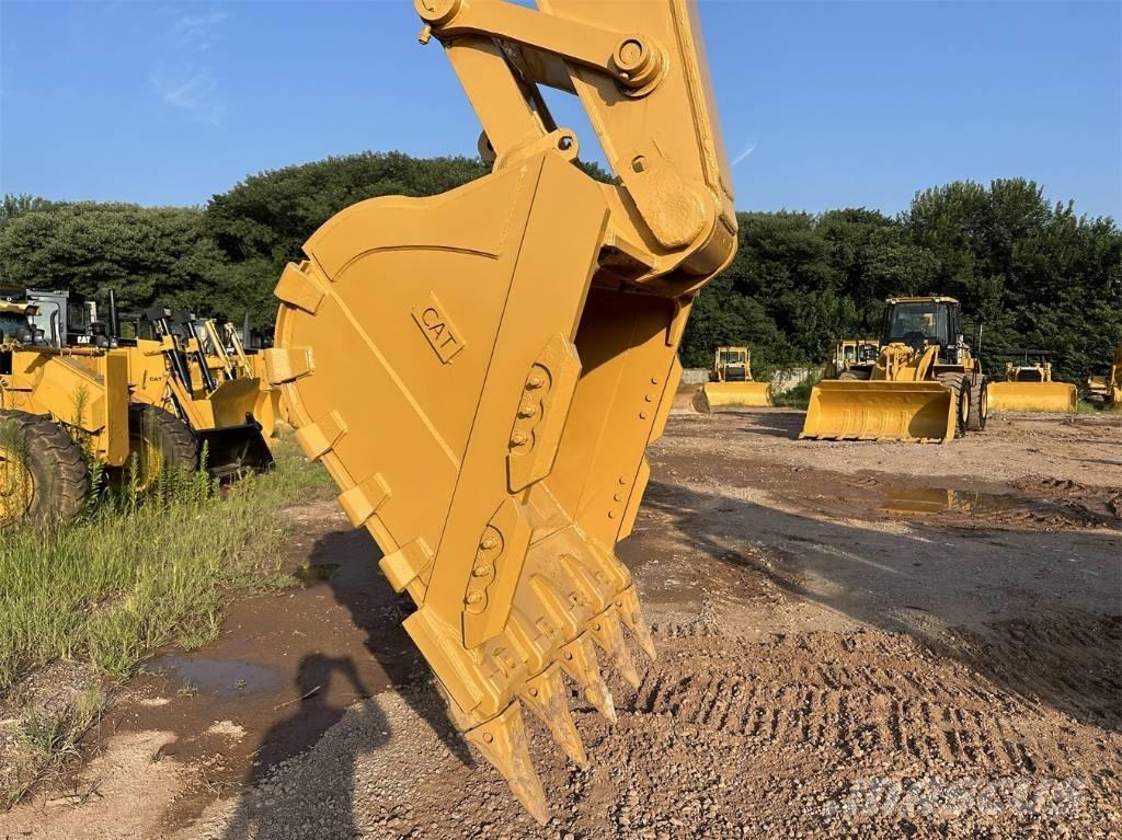 CAT 330 D L Bageri gusjeničari