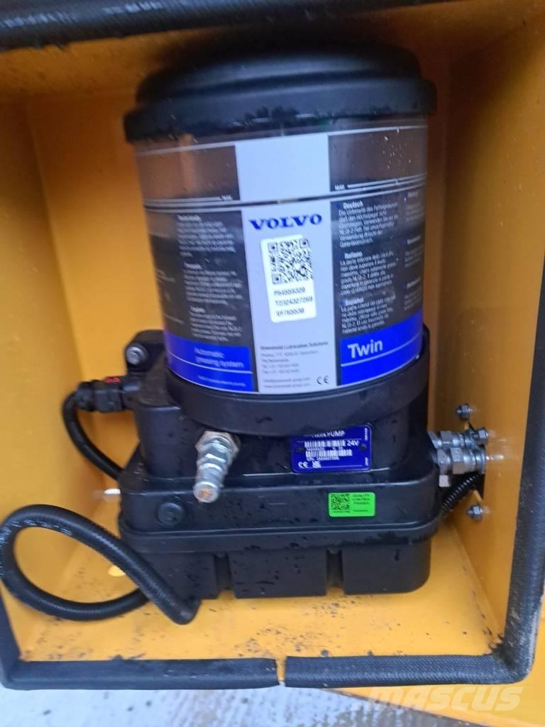 Volvo A 25 G Zglobni demperi