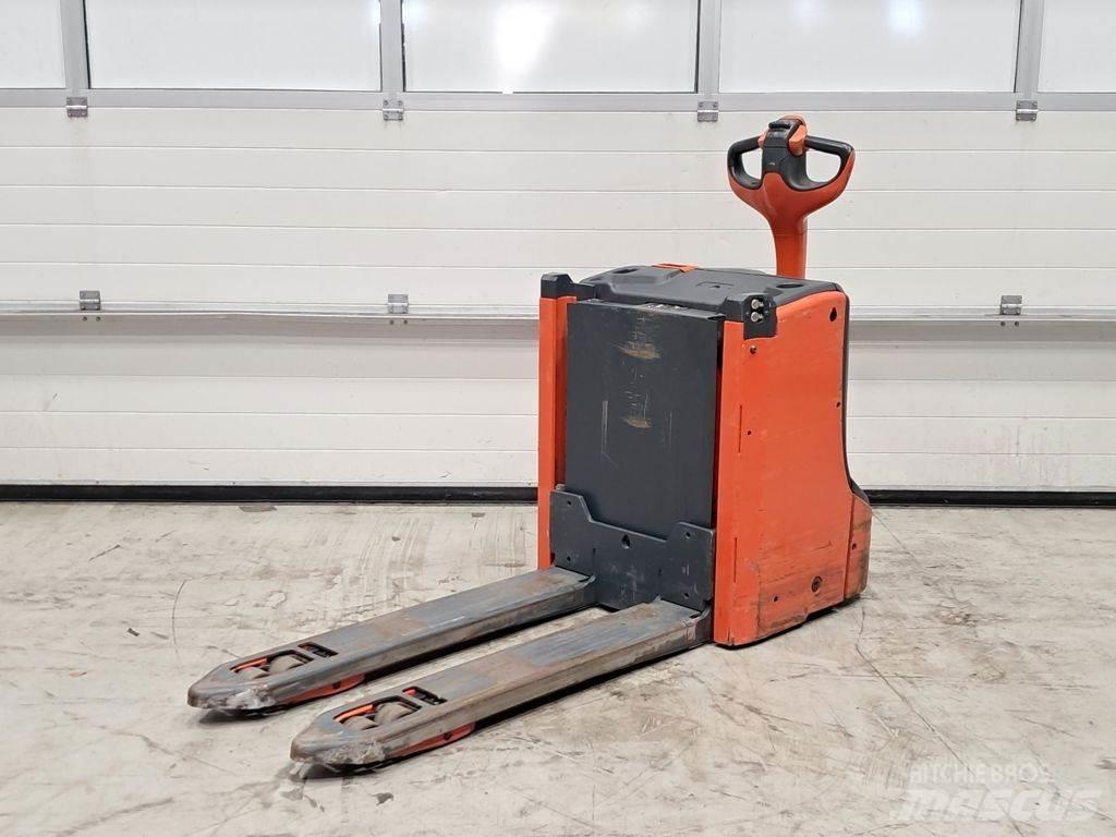 Linde T16L Ručni paletni viličar