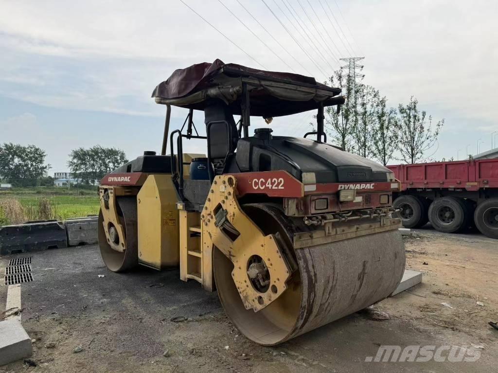 Dynapac CC422 Valjci sa dvojnim bubnjem