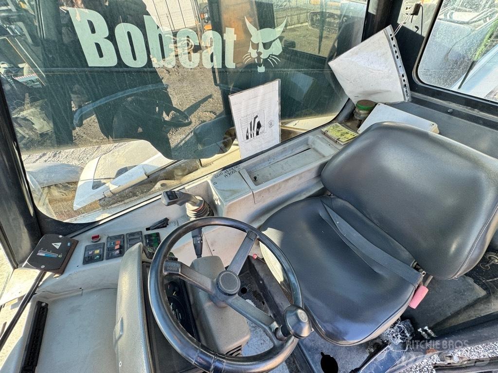 Bobcat T 40.170 Teleskopski viličari
