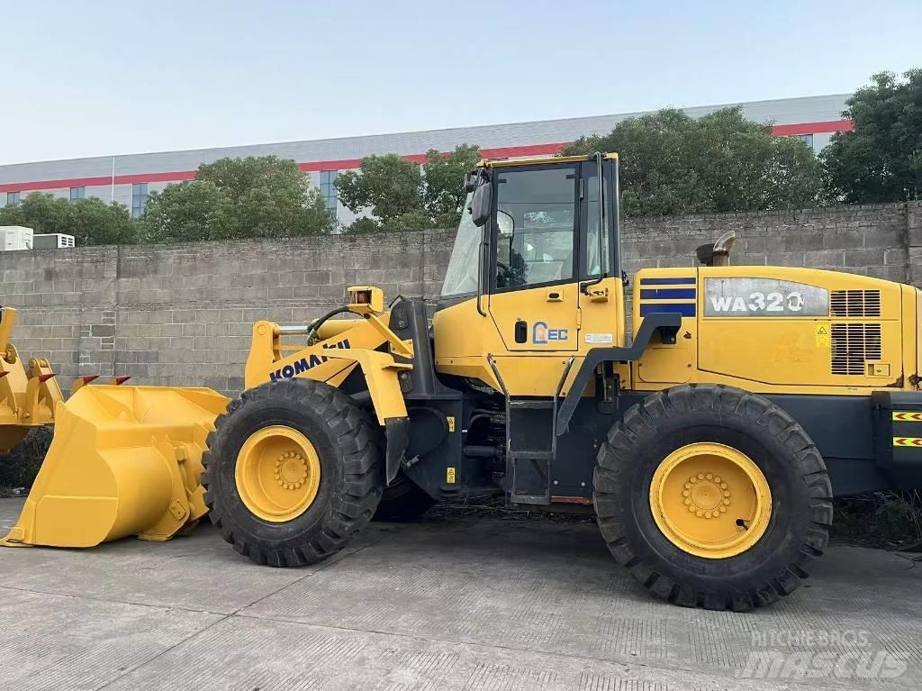 Komatsu WA 320 Utovarivači na kotačima