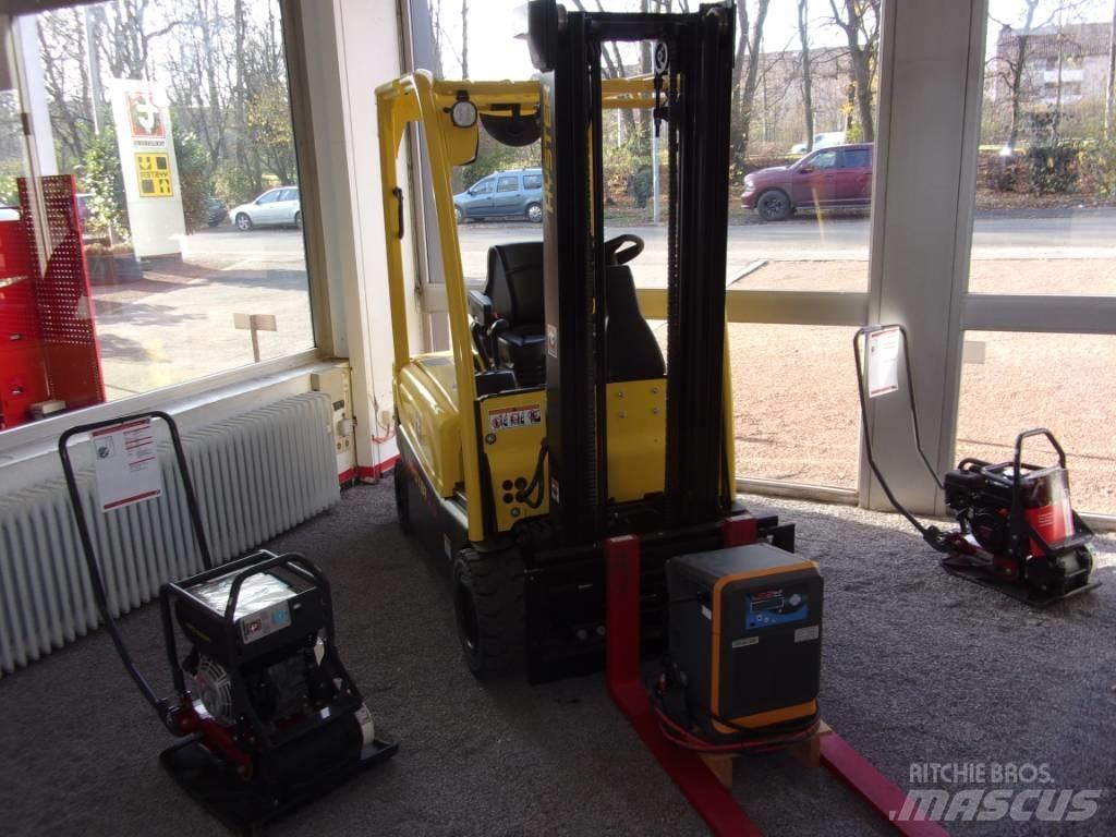 Hyster J2.0XN Električni viličari