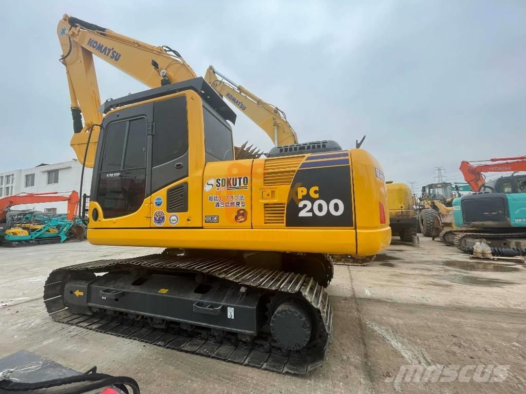 Komatsu PC 200-8 Bageri gusjeničari