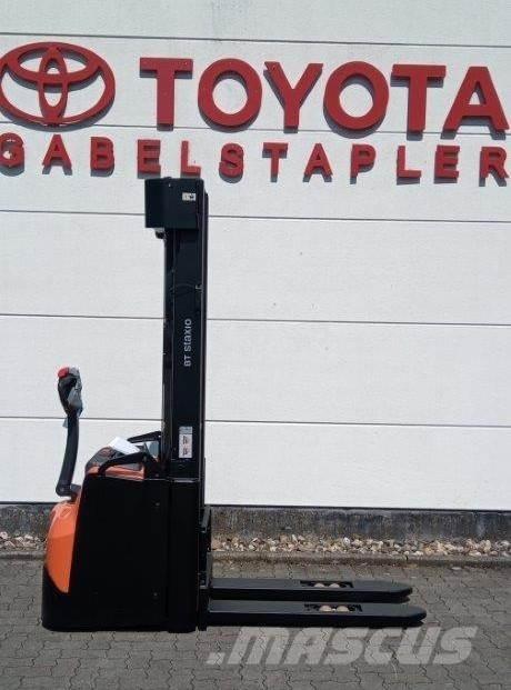 Toyota SPE160L Ručni električni viličar