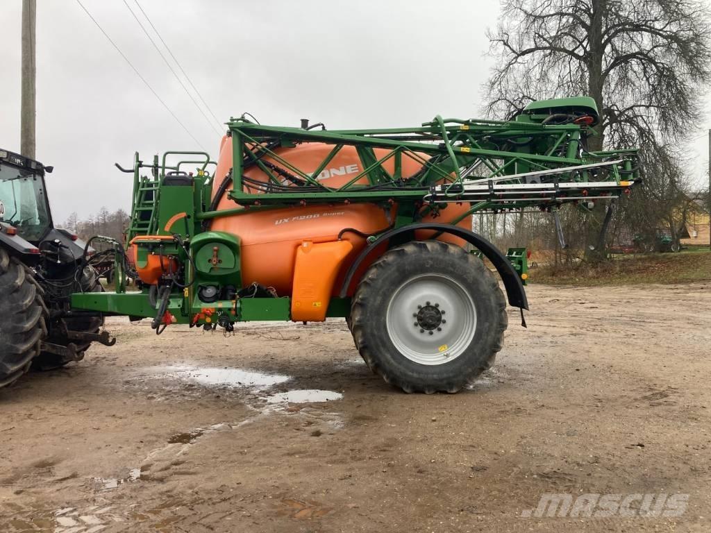 Amazone UX 5200 Vučene prskalice