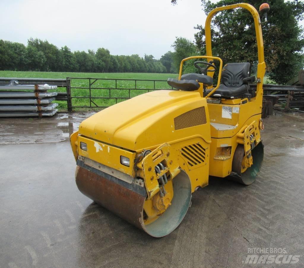 Bomag BW 120 AD-4 Valjci sa dvojnim bubnjem