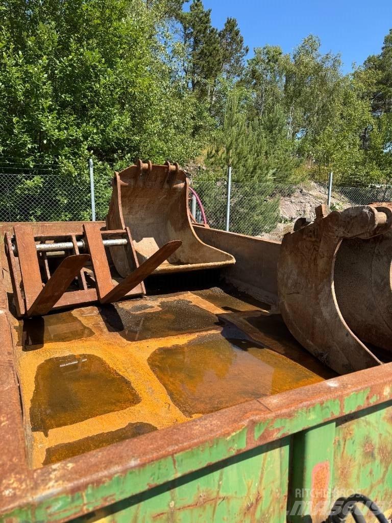 CAT M316F Bageri na kotačima