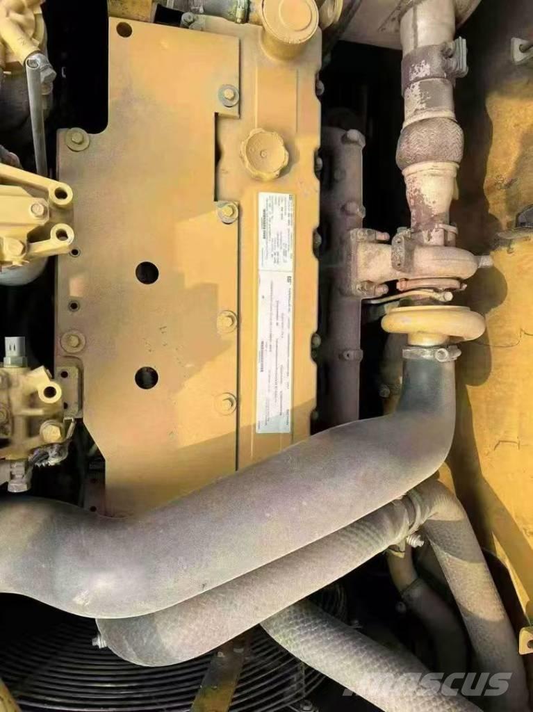 CAT 320 D L Bageri gusjeničari