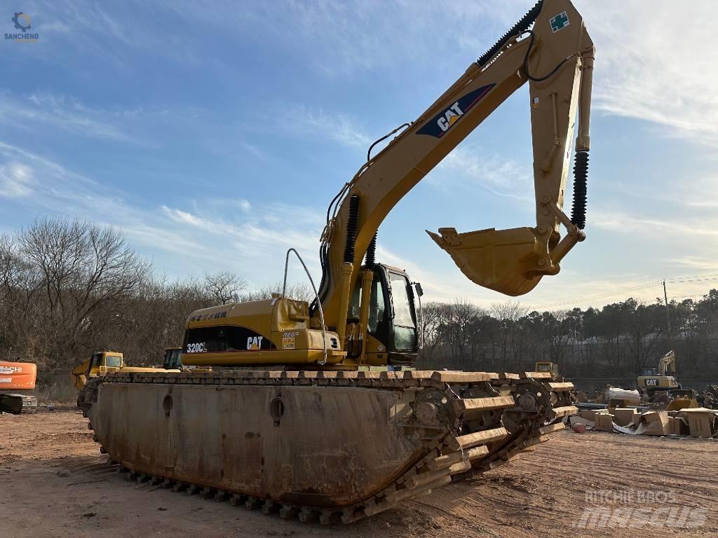 CAT 320 C L Amfibijski bageri