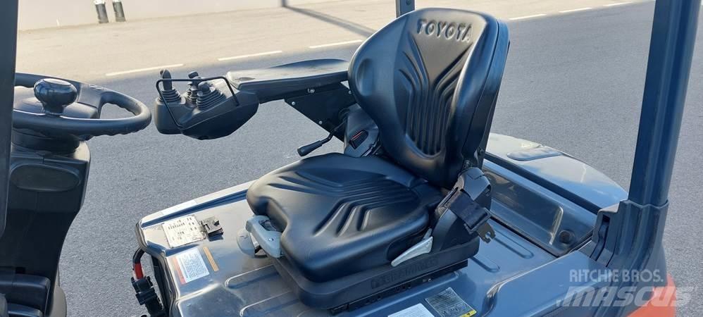 Toyota 8FBMT16 Električni viličari