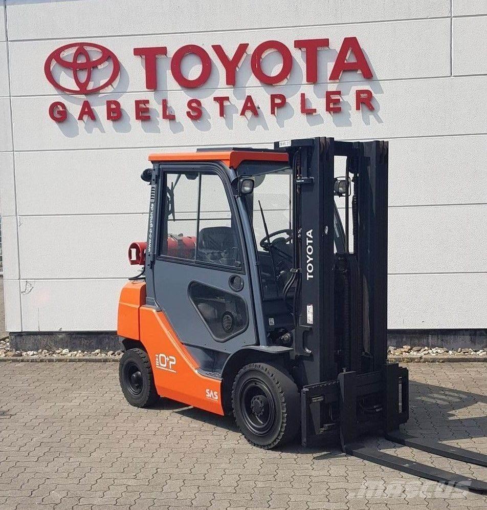 Toyota 02-8FGF25 Plinski viličari