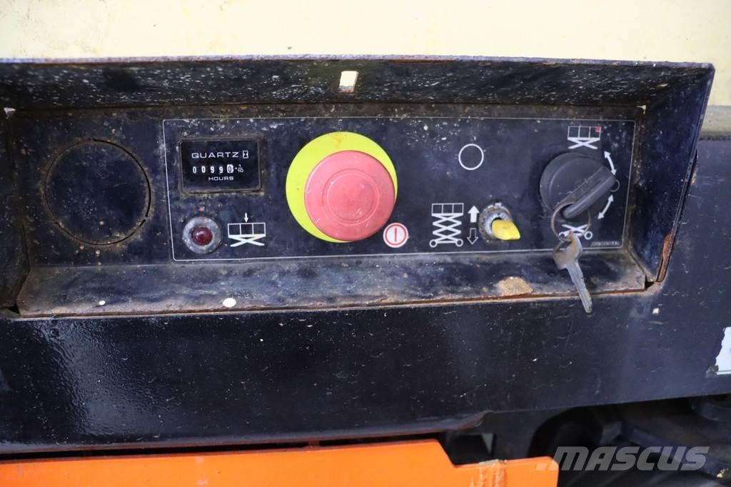 JLG 1932R Škaraste platforme