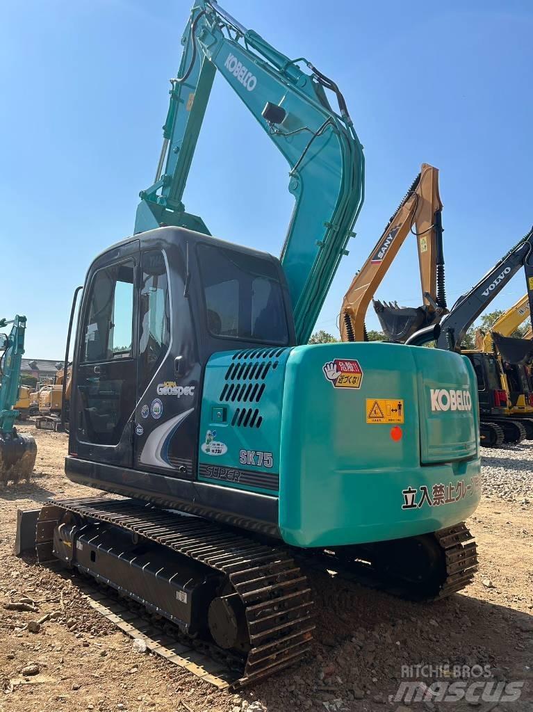 Kobelco SK 75 Mini bageri <7t