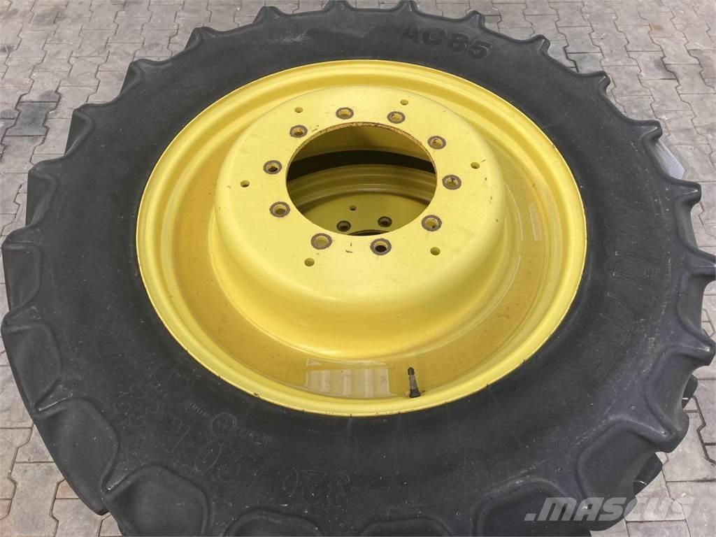 Mitas 320/90R32 Gume, kotači i naplatci