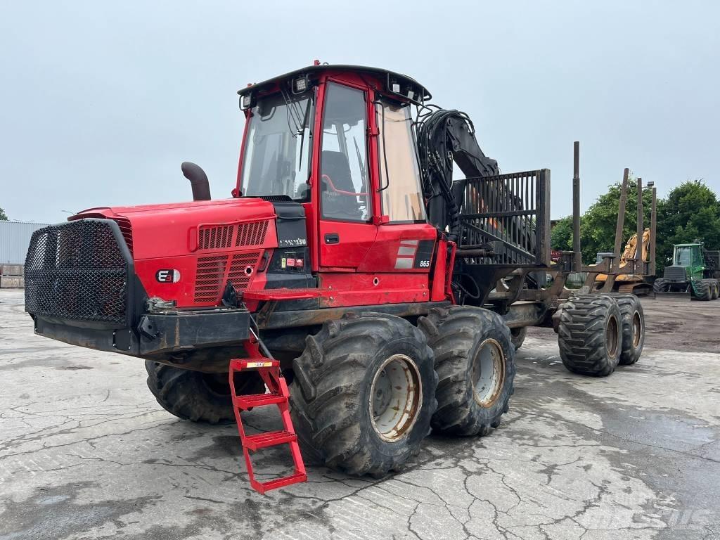 Komatsu 865 Forvarderi