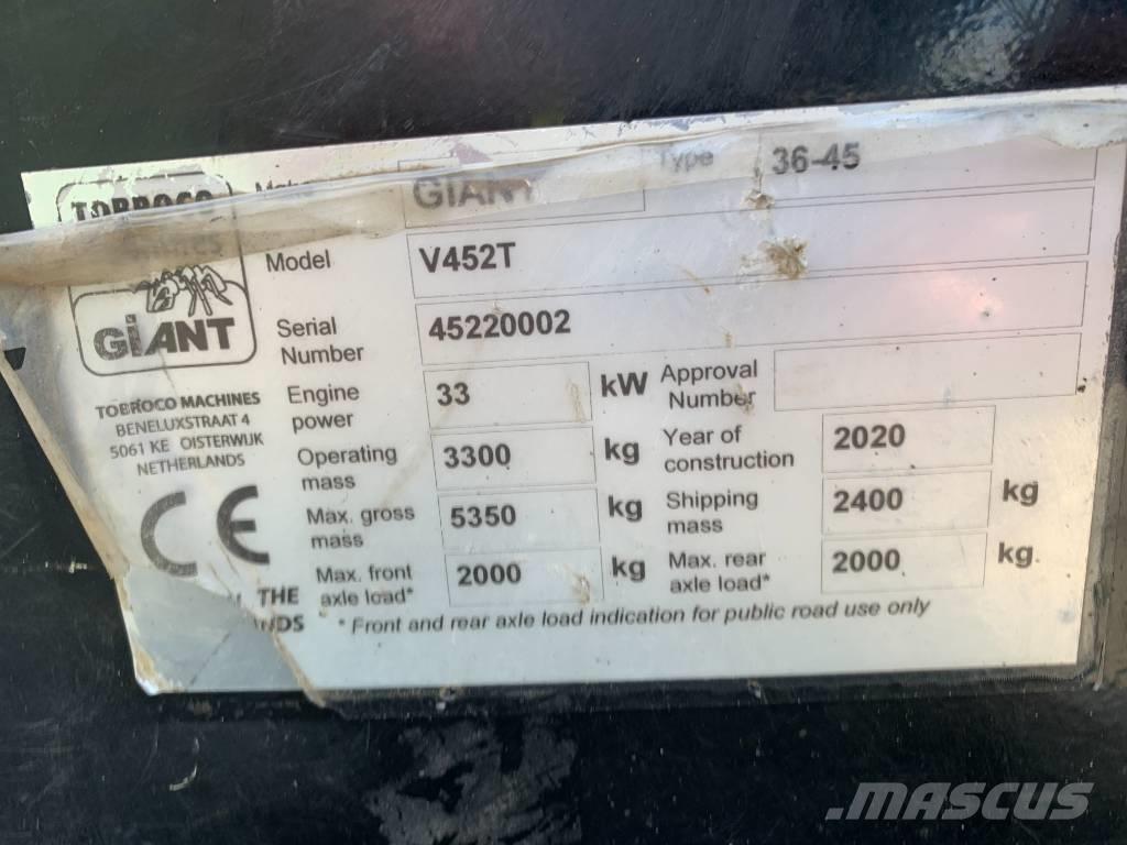 GiANT V 452 T Višenamjenski utovarivači
