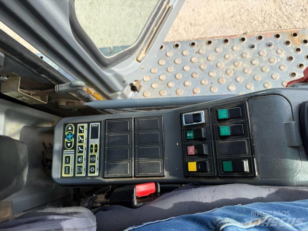 Volvo EC 360 B LC Bageri gusjeničari