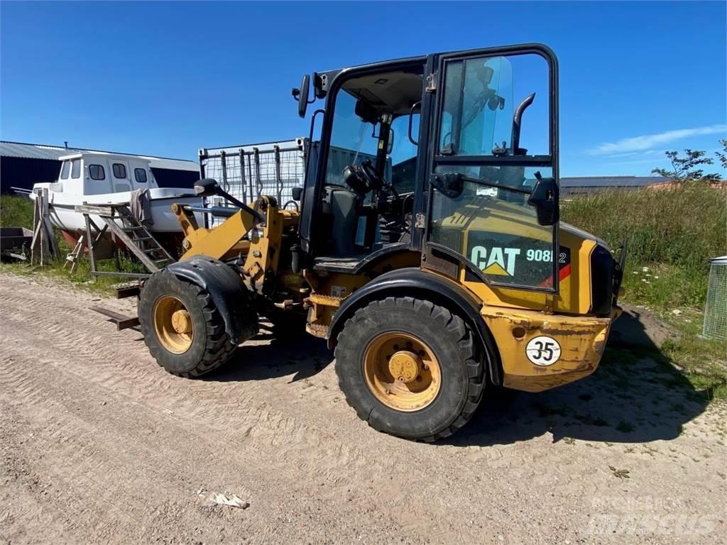 CAT 908 H2 Višenamjenski utovarivači