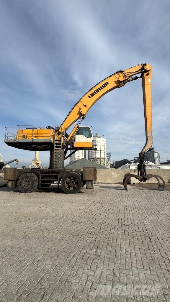 Liebherr A 944 C HD Bageri za manipuliranje materijalom / otpadom