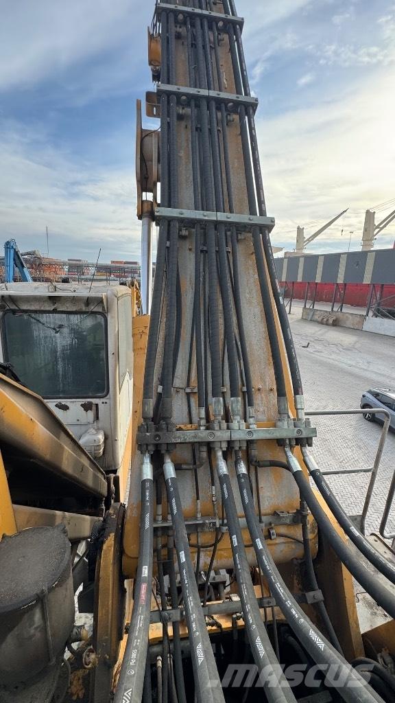 Liebherr A 944 C HD Bageri za manipuliranje materijalom / otpadom