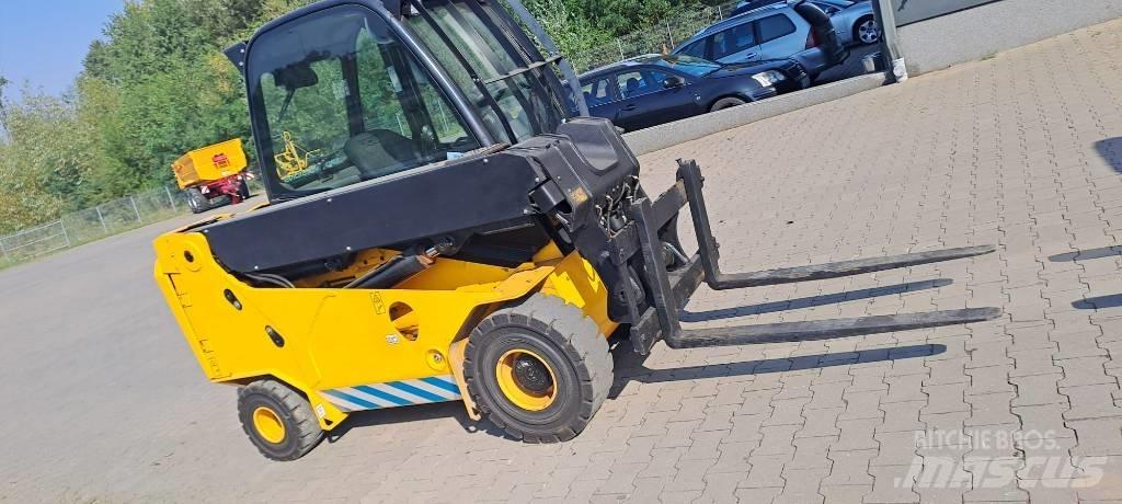JCB TLT 30-19E 2WD Električni viličari