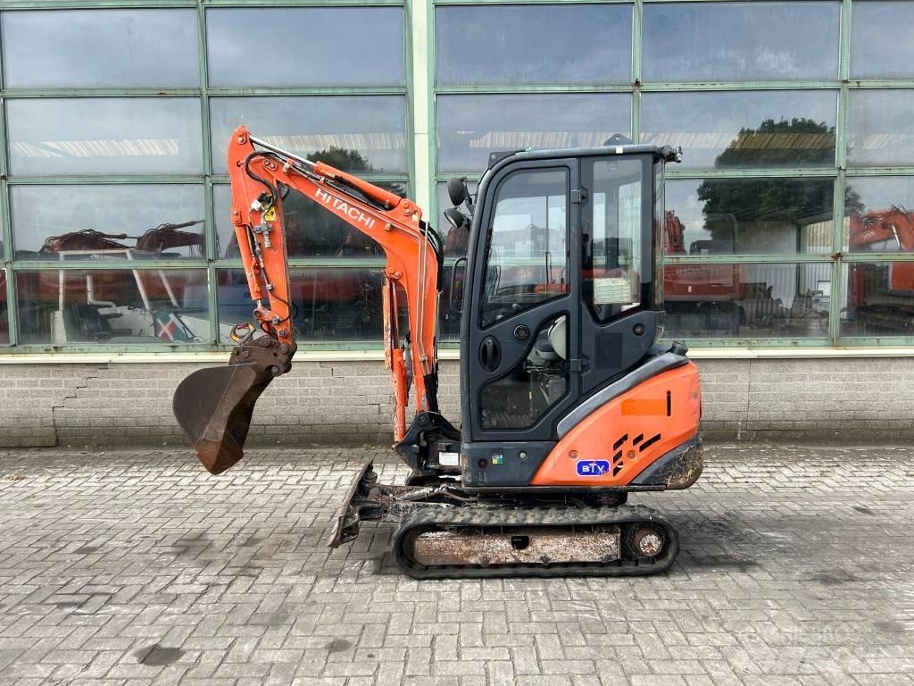 Hitachi ZX 18-3 CLR Mini bageri <7t