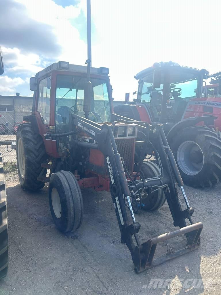 International 685 XL Traktori