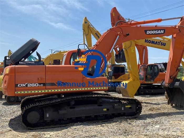Doosan DX 260LC Bageri gusjeničari