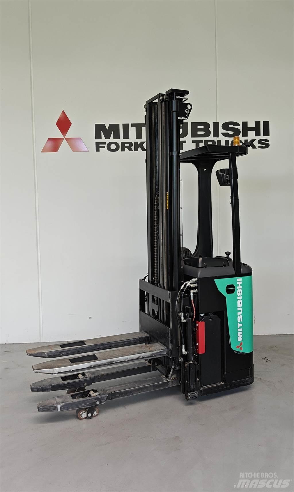Mitsubishi SBR16NI Nisko podizni električni viličar sa platformu