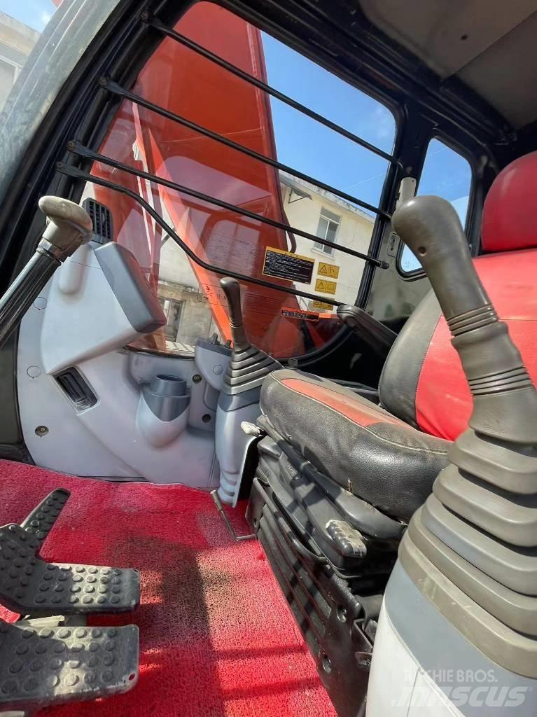 Hitachi ZX 120 Bageri gusjeničari